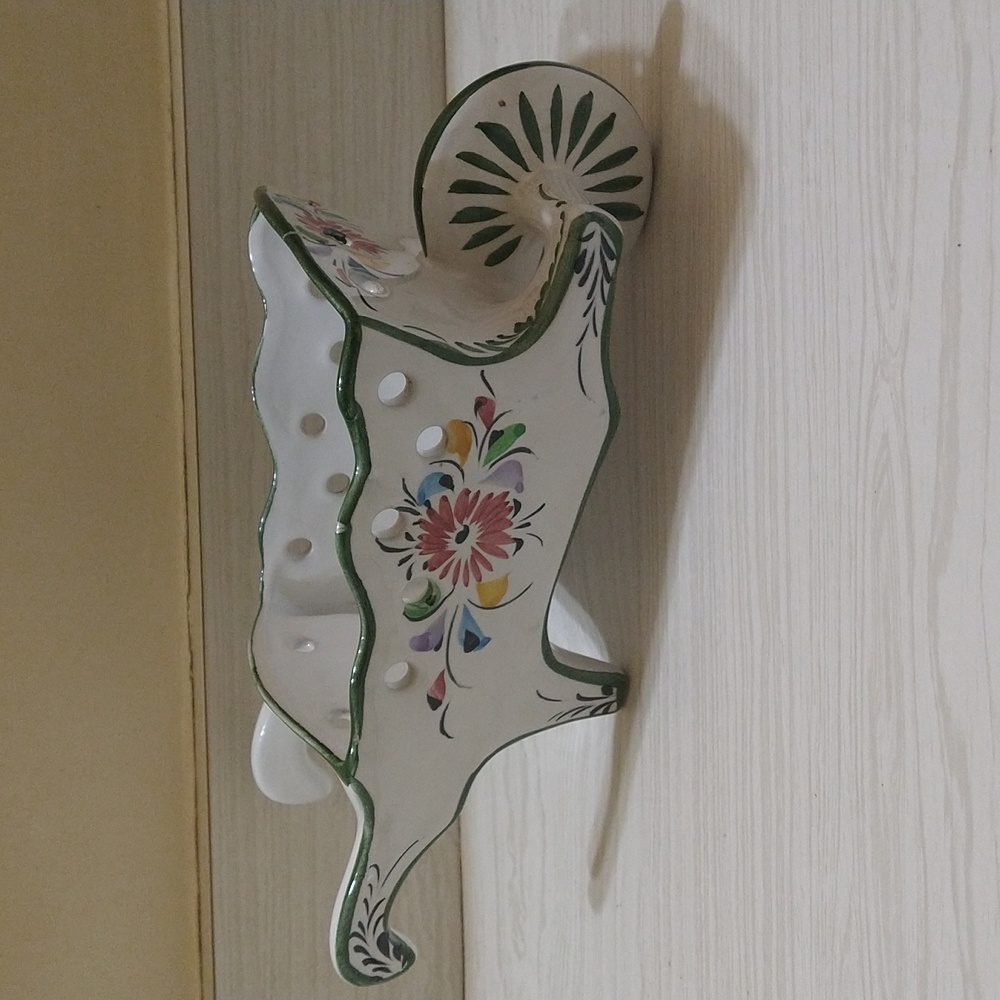 Vintage Spring Easter Porcelain Planter Hand Painted Floral Wheelbarrow Portugal - Picture 2 of 5